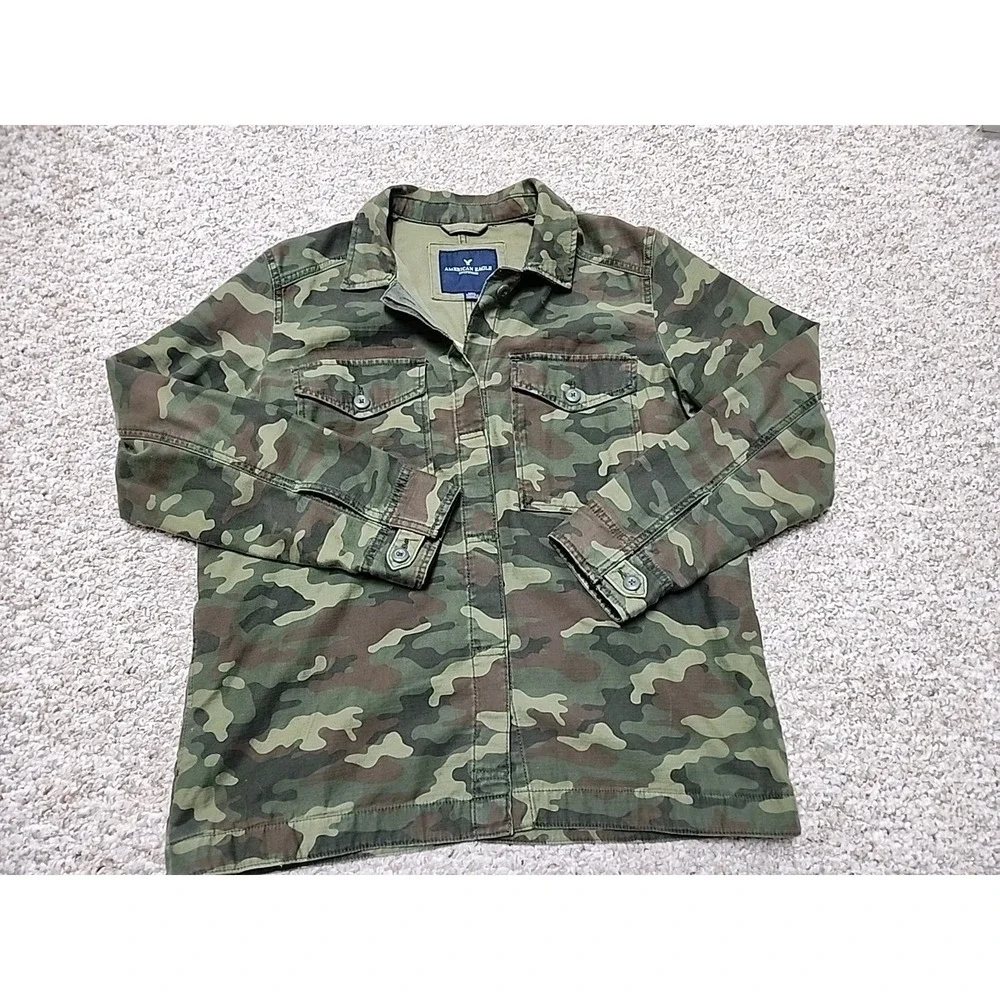 American Eagle AEO‎ Green Camo NAH Embroidered Heart Utility Jacket L Buttons